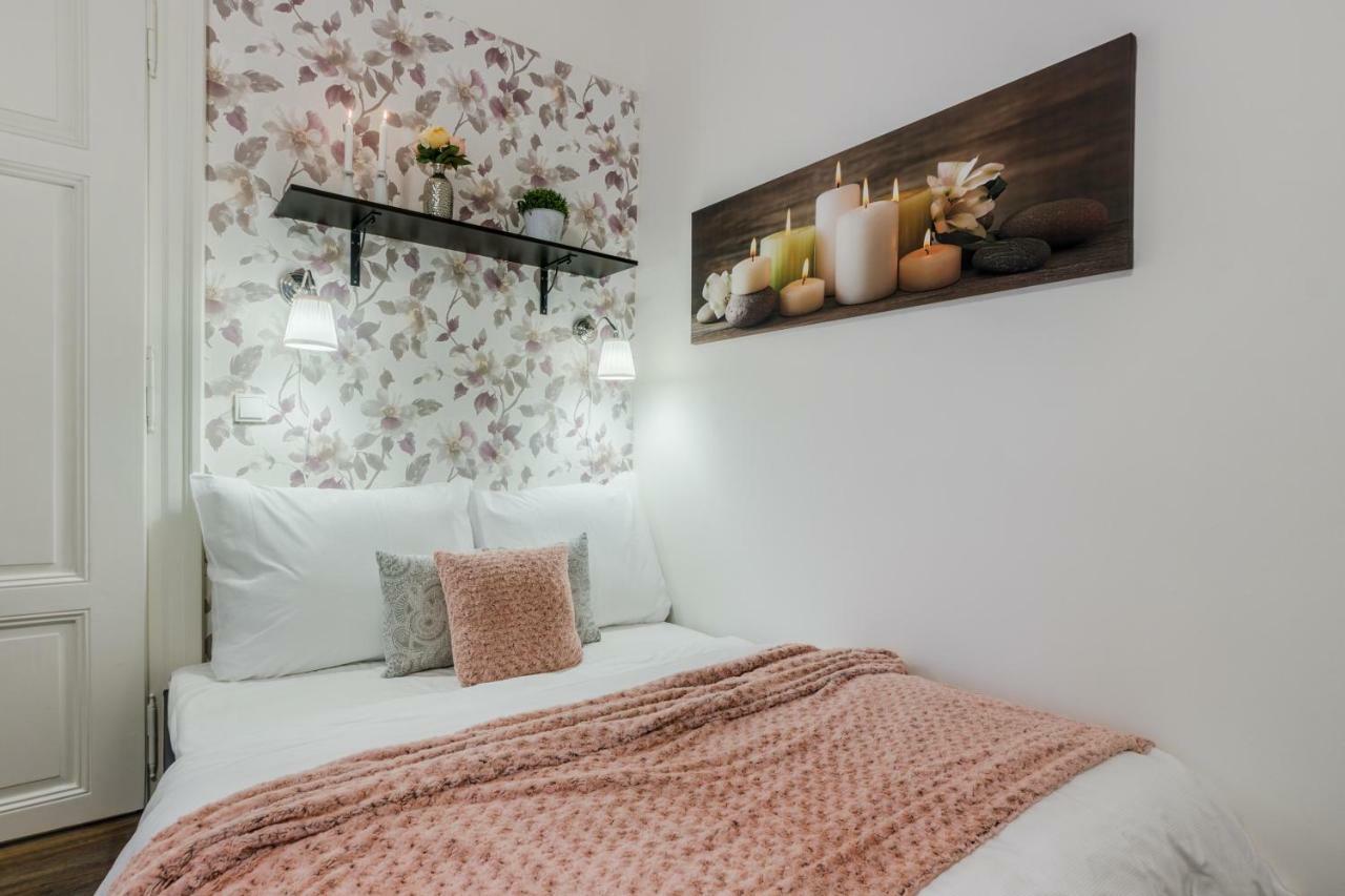 Prague Apt Near Charles Bridge By Michal&Friends エクステリア 写真