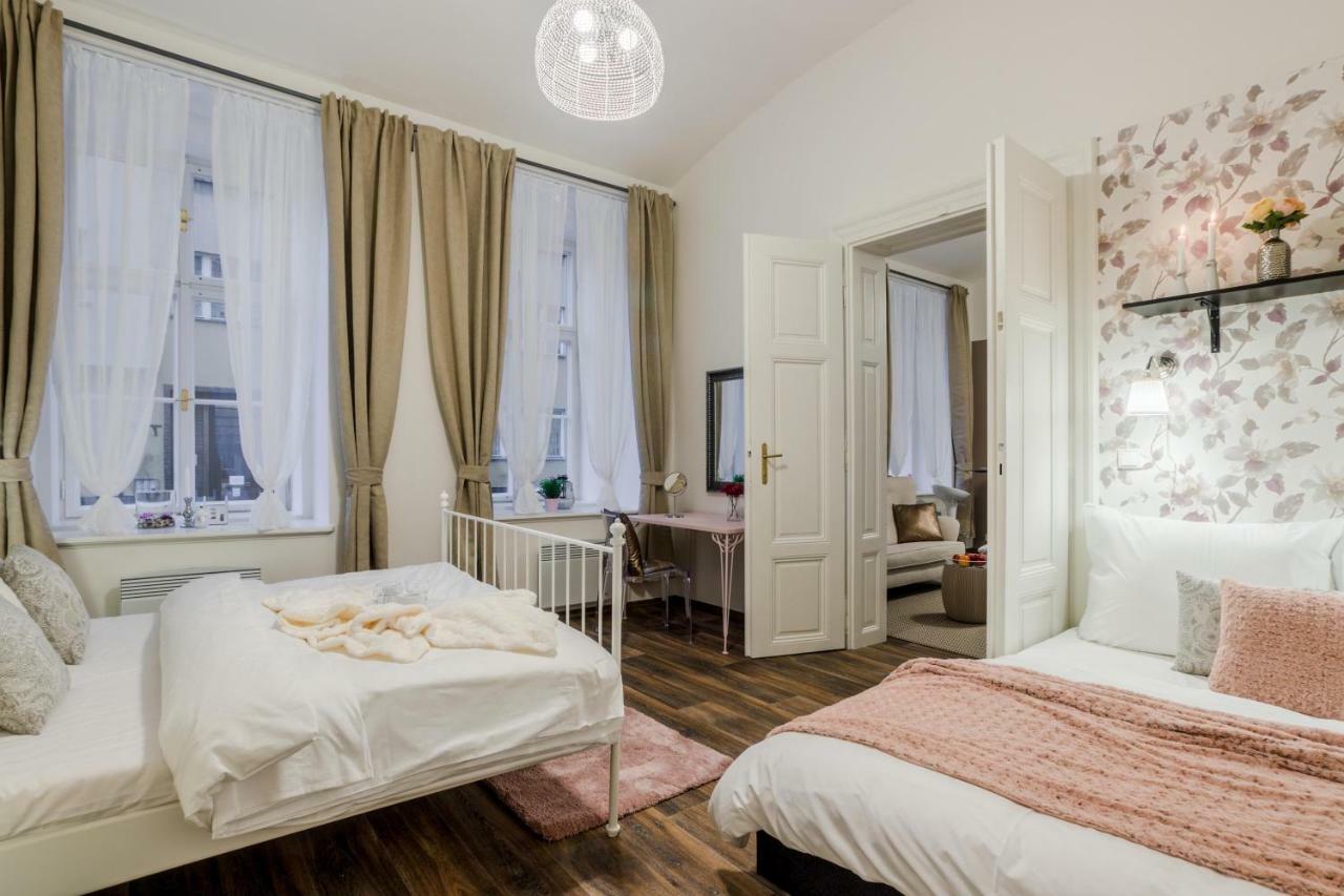Prague Apt Near Charles Bridge By Michal&Friends エクステリア 写真
