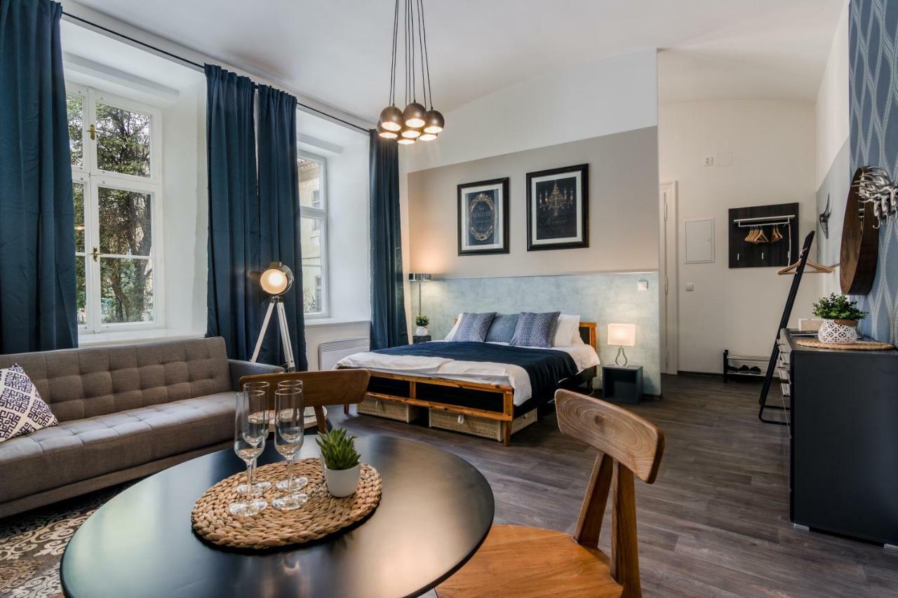 Prague Apt Near Charles Bridge By Michal&Friends エクステリア 写真