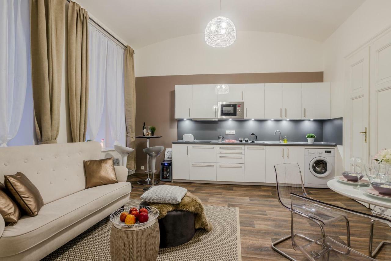 Prague Apt Near Charles Bridge By Michal&Friends エクステリア 写真