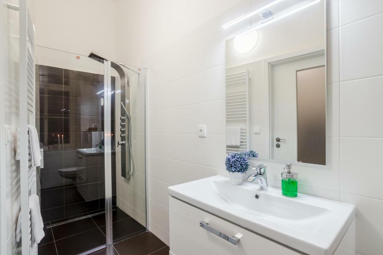 Prague Apt Near Charles Bridge By Michal&Friends エクステリア 写真